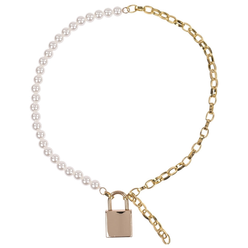 S&M Pearl Day Collar